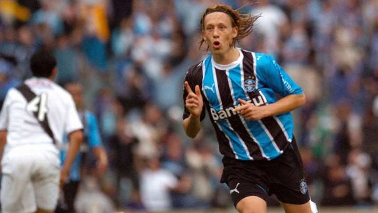 Lucas Leiva conquistou Série B e dois Gaúchos pelo Grêmio (Reprodução)