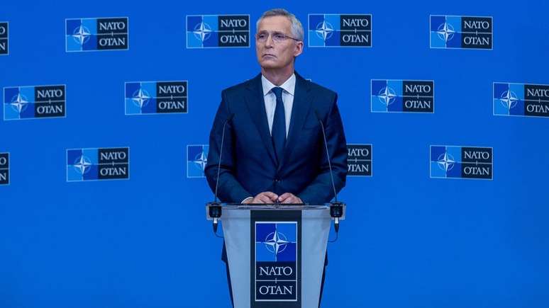 'Precisamos nos preparar para o fato de que pode levar anos', declarou Jens Stoltenberg, secretário-geral da Otan