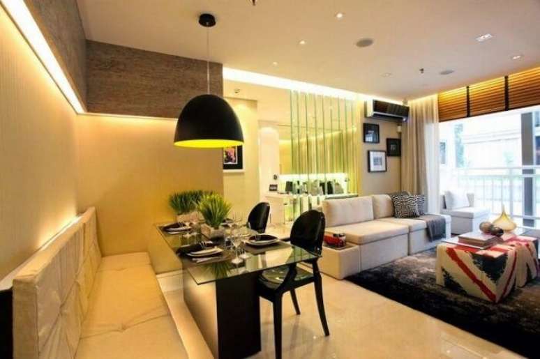 7. A ilumina&ccedil;&atilde;o traz um destaque especial para o canto alem&atilde;o com ba&uacute;. Fonte: Camila Klein