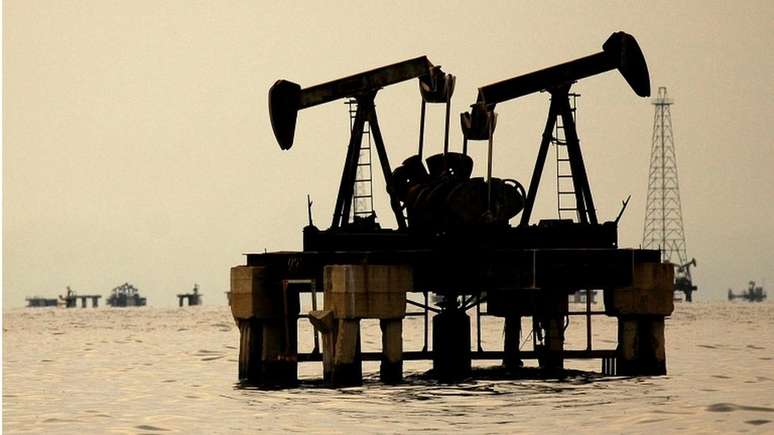 Em 2020, a produ&ccedil;&atilde;o de petr&oacute;leo na Venezuela caiu para os n&iacute;veis de meados do s&eacute;culo 20