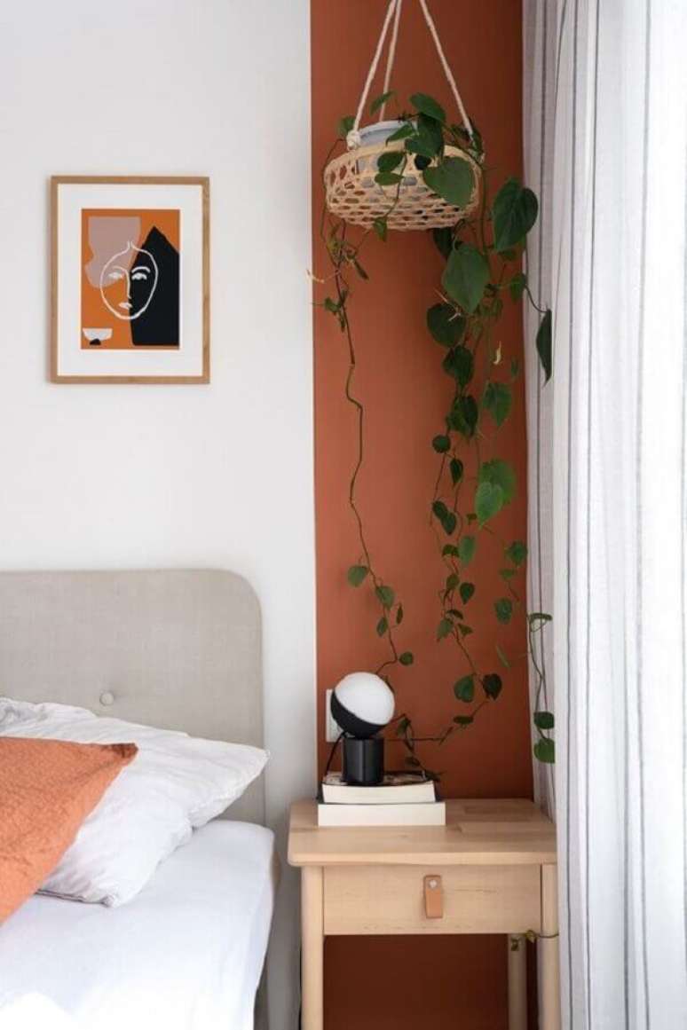 5. Um simples detalhe pintado na parede já garante o charme dos tons terrosos na decoração – Foto: Home Fashion Trend