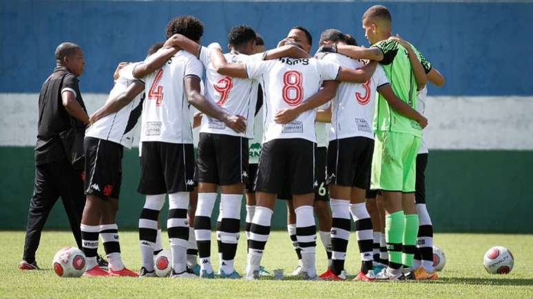 Vasco empata com o Botafogo no primeiro jogo da semifinal do