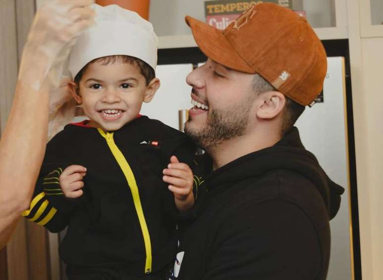 Murilo Huff e seu filho, Léo, fruto da relação com Marília Mendonça.