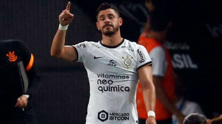 Importante na Copa do Brasil, Giuliano foi o jogador do