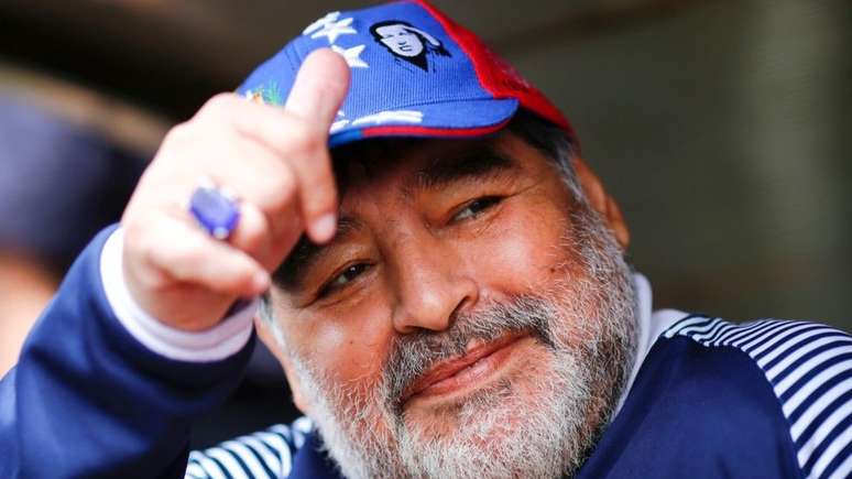 Bola da 'Mão de Deus' de Maradona na Copa de 1986 vai a leilão por R$ 17,8 milhões