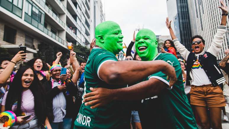 Casal vive em Santos e se conheceu há 24 anos em um jogo do Palmeiras