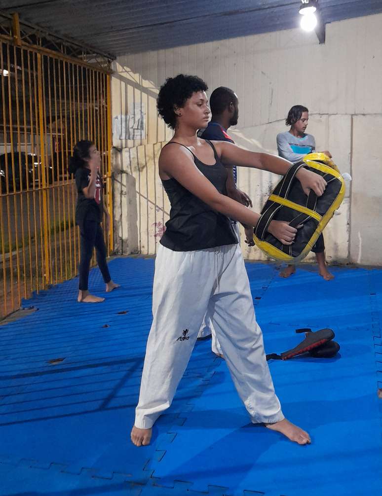 Raquel Midiam aluna do projeto Artes Marciais - Resgatando Vidas.