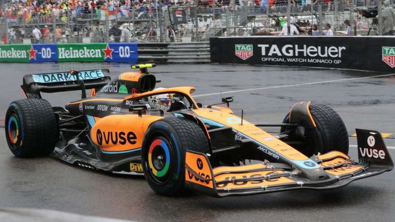 A McLaren tem um gêmeo digital de seu carro mais recente, que foi usado para ajudar no desenvolvimento do veículo real