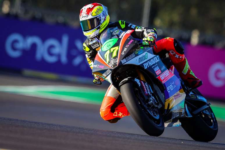 Dominique Aegerter, pole-position para a etapa da MotoE na Holanda 