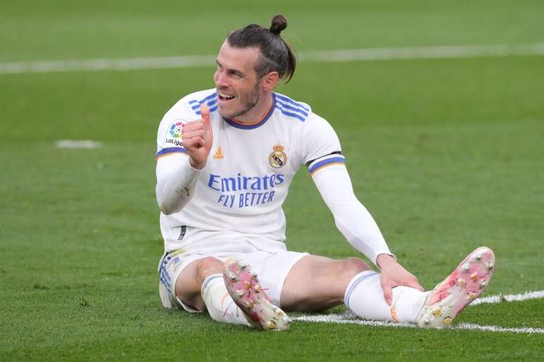 Gareth Bale fez apenas sete jogos pelo Real Madrid na temporada 2021/22 (Foto: JOSE JORDAN / AFP)