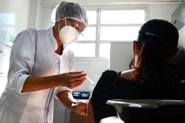 Vit&oacute;ria &eacute; refer&ecirc;ncia nacional na aplica&ccedil;&atilde;o de vacinas