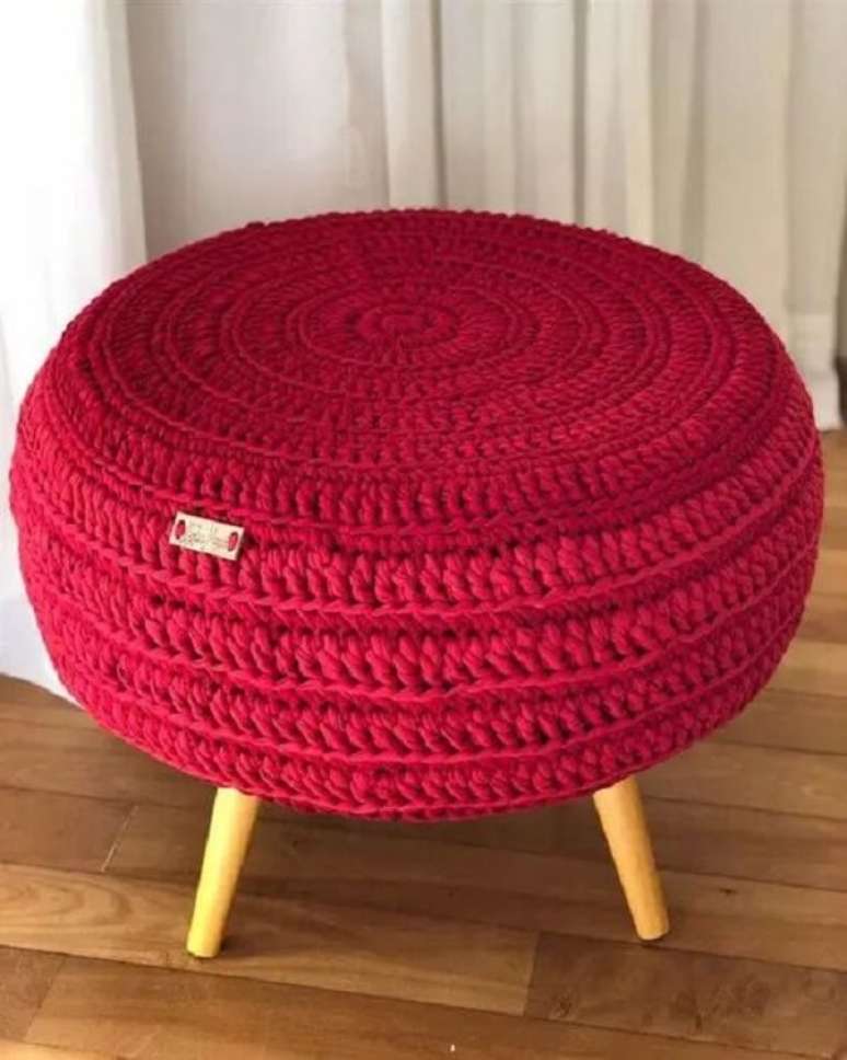 78. Artesanato com pneus: monte um puff sem gastar muito dinheiro. Fonte: Artesanato Passo a Passo