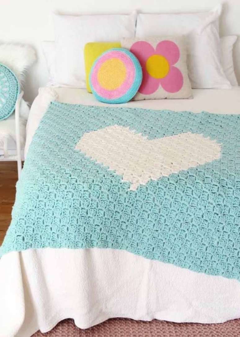37. Manta de croch&ecirc; para iniciantes azul e branca &ndash; Via: Decor F&aacute;cil
