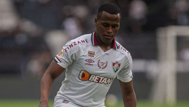 Jhon Arias foi titular do Fluminense contra o Botafogo pelo Brasileirão (Foto: Marcelo Gonçalves/Fluminense FC)