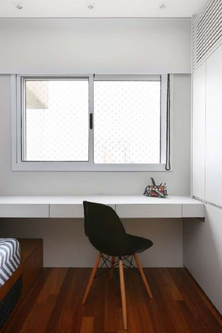 51. Mesa de estudo para quarto de solteiro moderno – Foto ACF Arquitetura