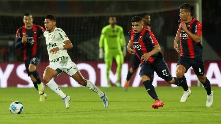 Rony marcou dois gols na vitória do Palmeiras por 3 a 0 sobre o Cerro (Foto: Cesar Greco/Palmeiras)