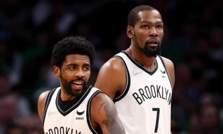 Kevin Durant e Kyrie Irving devem deixar o Brooklyn Nets (Maddie Meyer/AFP)
