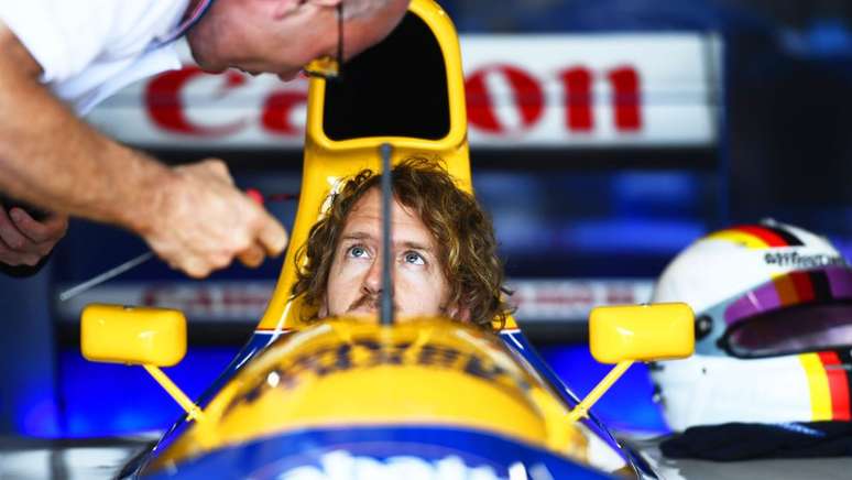 Vettel irá pilotar seu próprio Williams FW14B antes do GP da Inglaterra