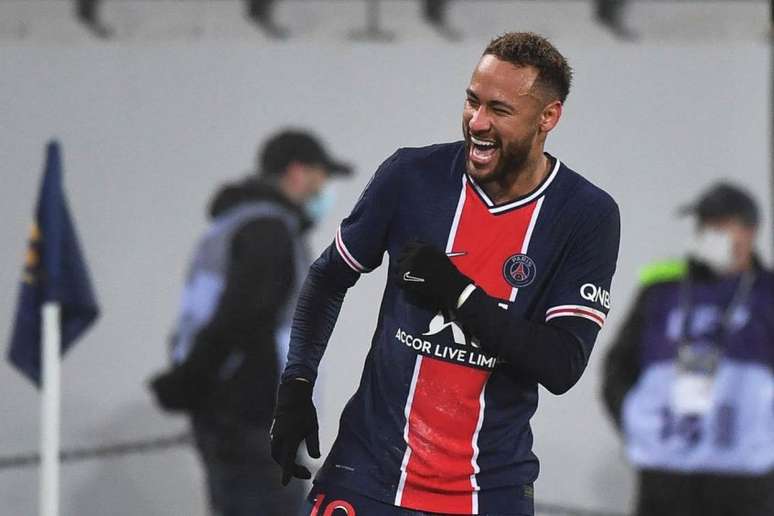 Neymar em campo pelo PSG (Foto: DENIS CHARLET / AFP)