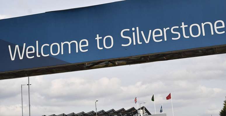 Silverstone abre fim de semana com frio para Fórmula 1 