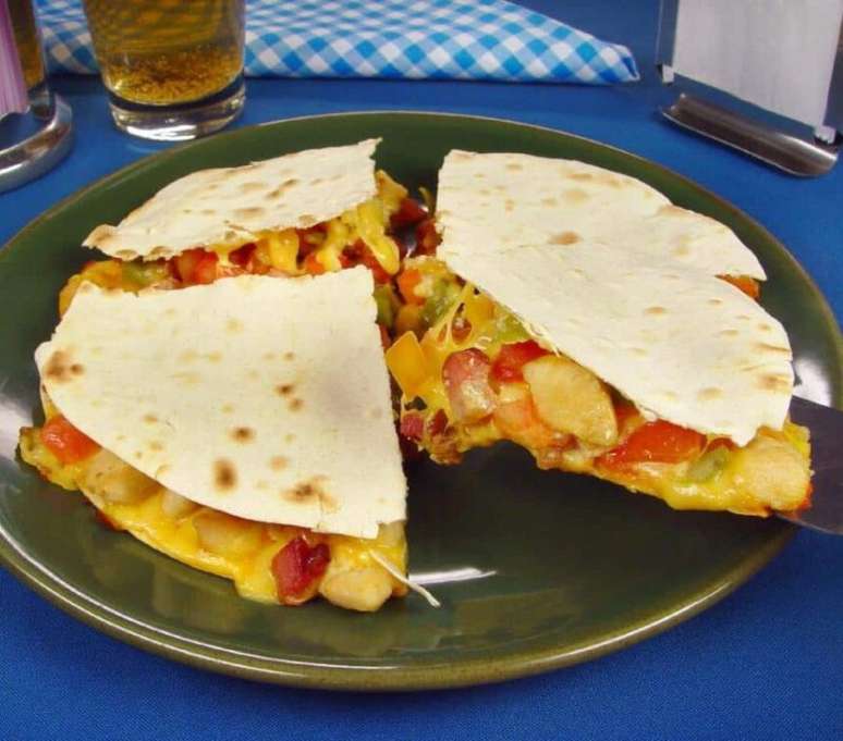 Quesadillas (Reprodu&ccedil;&atilde;o / Guia da Cozinha)