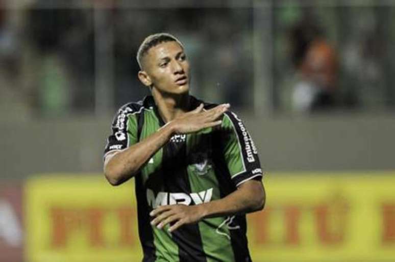 Richarlison foi formado na base do América-MG - (Foto: Divulgação)