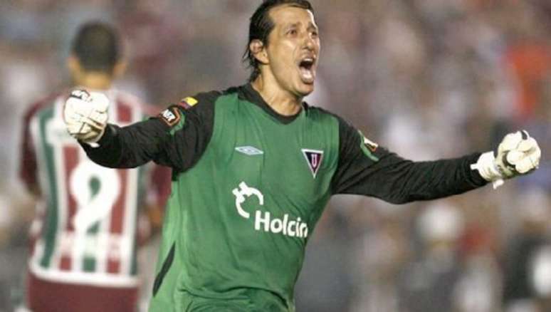 Cevallos defendeu três cobranças de pênaltis daquela decisão da Libertadores - Foto: Reprodução
