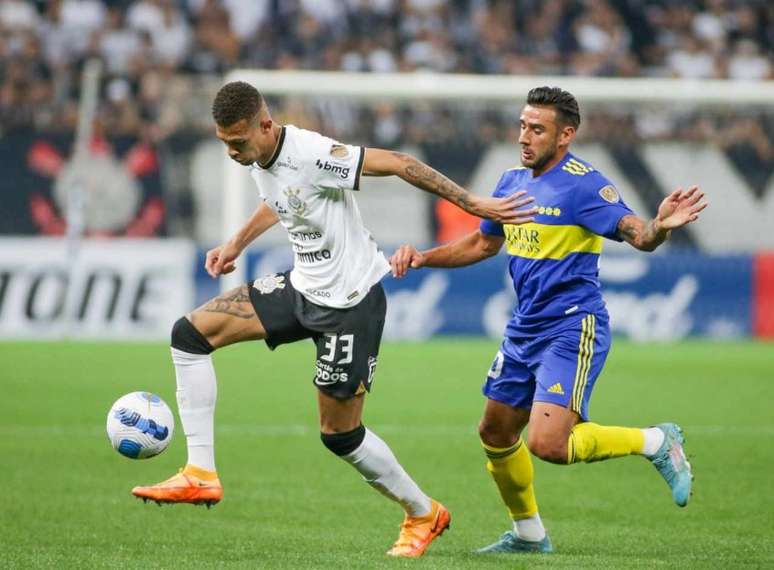 João Victor foi titular nos três jogos do Timão contra o Boca no ano, até aqui (Foto: Rodrigo Coca/Ag.Corinthians)