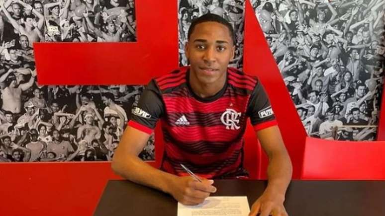 Lorran Lucas é uma das promessas do Flamengo (Foto: Reprodução/Instagram)