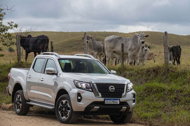 Nissan Frontier XE 2023