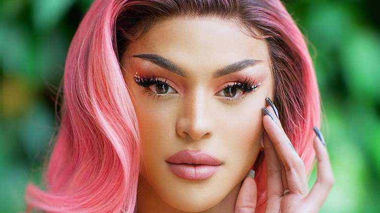 YouTube se pronuncia sobre suposta 'censura' contra Pabllo Vittar.