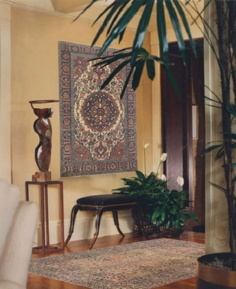 27. Hall de entrada decorado com carpet tapeçaria de parede. Fonte: Claremont Rug Company
