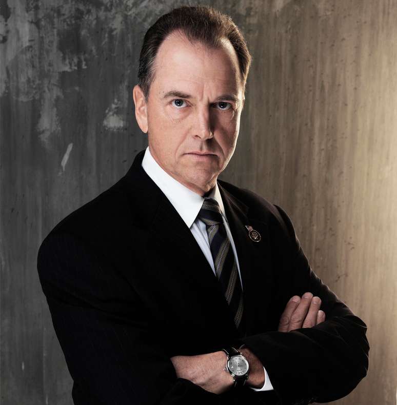 Gregory Itzin Presidente vilão de "24 Horas" morre aos 74 anos