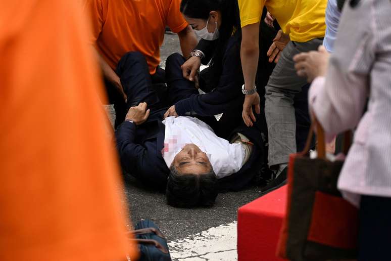 Shinzo Abe foi baleado durante discurso em campanha