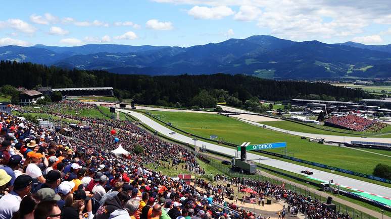 Bom público na sexta-feira em Spielberg, na Áustria