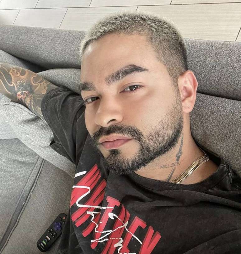 O cantor Yudi Tamashiro participa do evento evangélico Marcha para Jesus.  