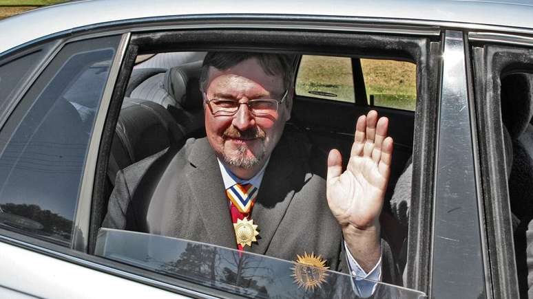 Atlantium, fundada por George Cruickshank, &eacute; uma das muitas microna&ccedil;&otilde;es na Austr&aacute;lia