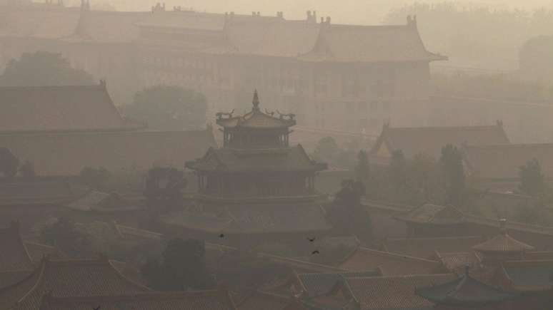 Assim era a Cidade Proibida de Pequim em 2013, em um dia de forte poluição