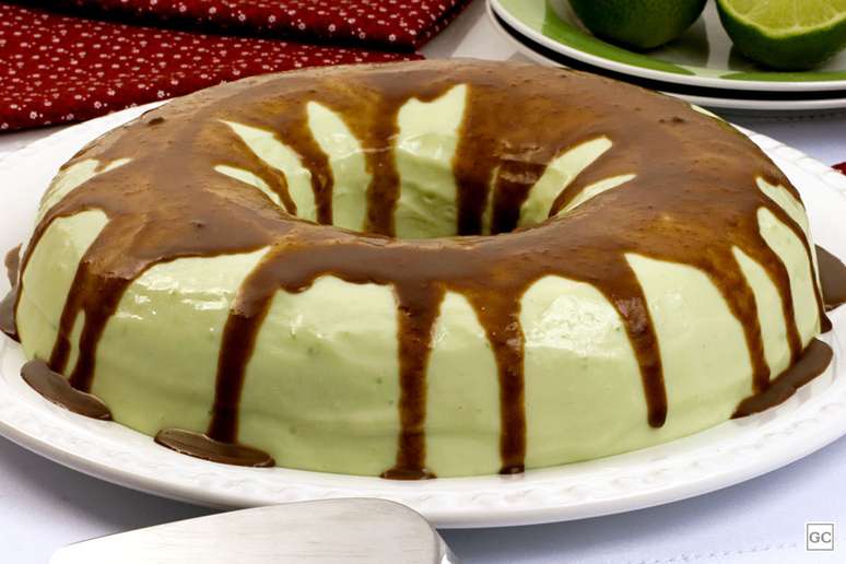 Pudim-gelatina de lim&atilde;o | Foto: Guia da Cozinha