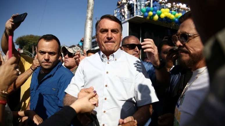 Bolsonaro já falou em 'fuzilar' petistas e usar 'granadinha' para matar Lula e políticos opositores