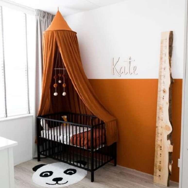 3. Pintar parede com fita crepe quarto de bebe com decoração aconchegante. Fonte: Liefs Label