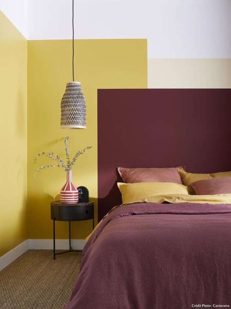 30. Pintar parede com fita crepe misture diferentes cores e forme uma composição única. Fonte: Castorama