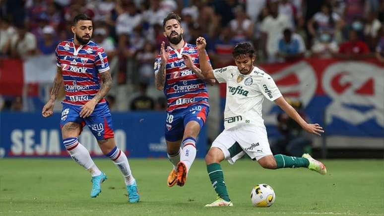 Palmeiras mantem a liderança do Brasileirão com o empate diante do  Fortaleza, no Castelão