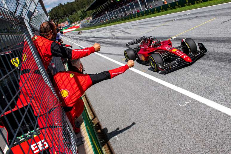 Charles Leclerc: terceira vitória na temporada com a Ferrari.