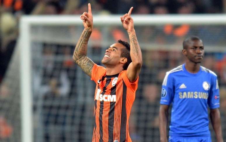 Quando saiu do Vasco, Alex Teixeira foi jogar no Shakthar Donetsk, da Ucrânia (Foto: AFP)