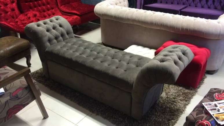 39. Recamier cinza escuro. Fonte: Pinterest