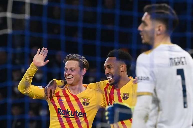 Barcelona quer que De Jong aceite oferta para jogar no Manchester United (Foto: ANDREAS SOLARO / AFP)
