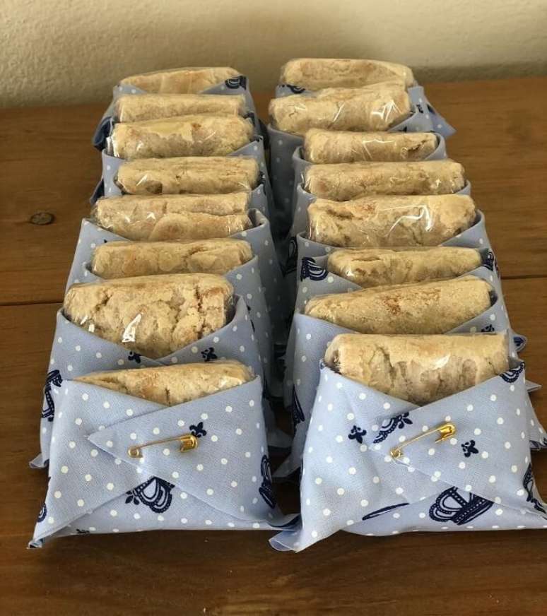 11. Fraldinhas de tecido com brownies, que tal? Fonte: By Paula Rezenda