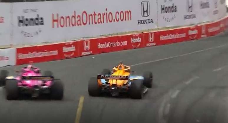 Alexander Rossi e Felix Rosenqvist se tocaram no GP de Toronto 