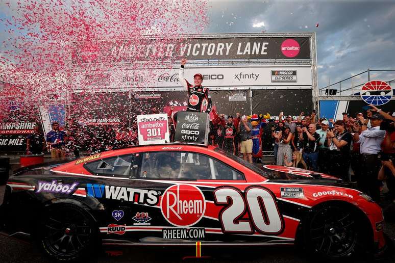 Christopher Bell venceu 20ª etapa da Nascar em 2022 